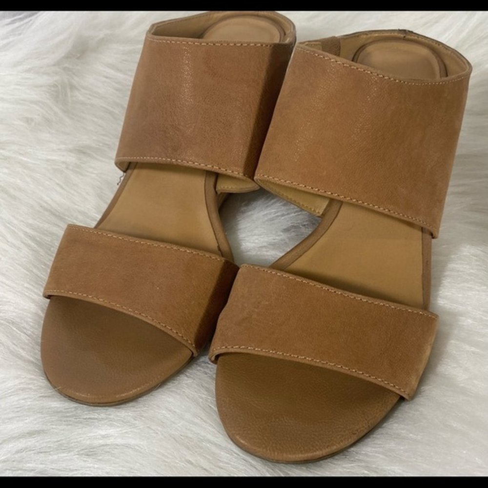 Wedge Suede